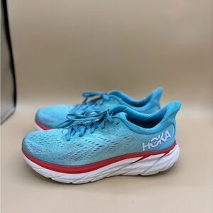 Hoka One One Women’s Clifton 8 shoes size 9.5B
